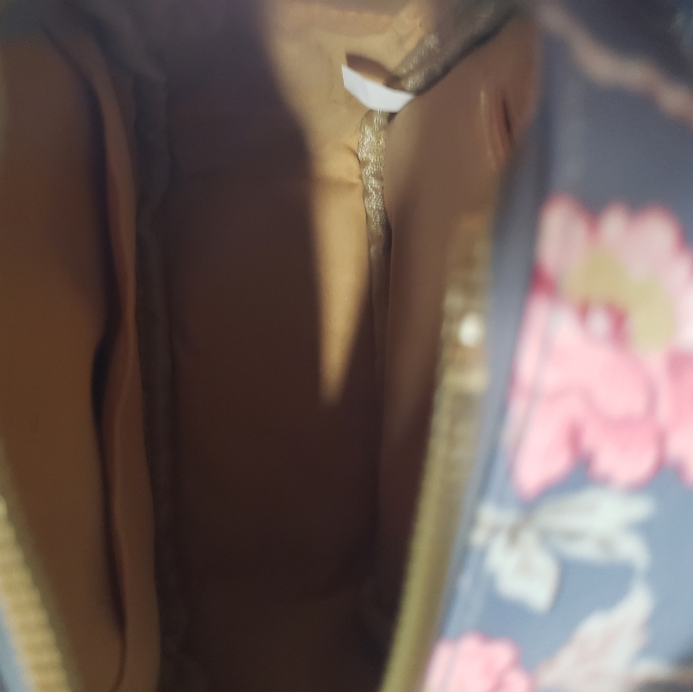 Mini Floral Backpack Zip - Picture 2 of 3